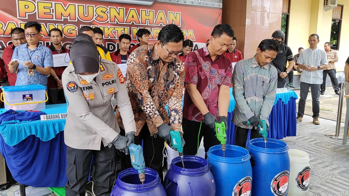 Kelabui Polisi, Sabu sabu Dibungkus Bentuk Durian dan Madu