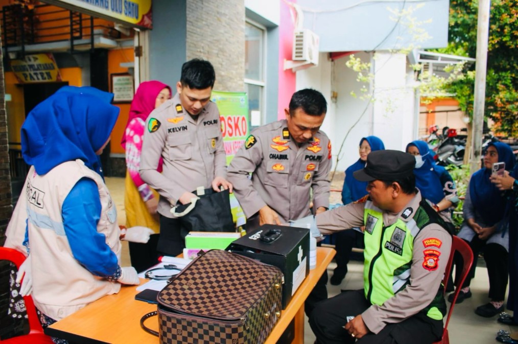 Tinjau Kegiatan Tim Yankes Terpadu, Irjen Rachmad Wibowo : Kita Jaga Kesehatan Petugas PPK