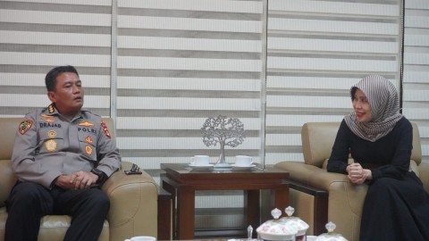 Polda Sumsel Beri Penghargaan pada Universitas Bina Darma