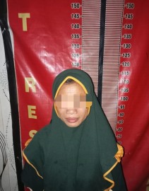 Wanita Berjilbab Ini Mendekam di Hotel Prodeo Polsek Penukal Abab