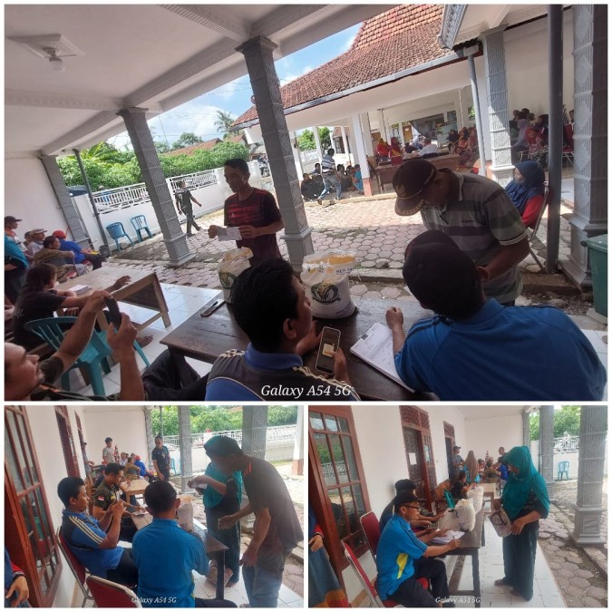 Pemdes Jengglungharjo Salurkan Bantuan Pangan Pada 742 KPM, Kades Berharap Bisa Ringankan Kebutuhan