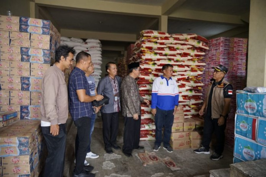 Pj Bupati Turun Langsung Cek Kebutuhan Bahan Pokok Jelang Ramadhan