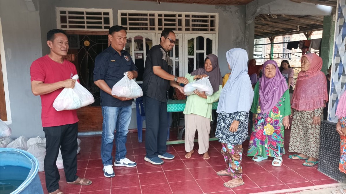 Safari Ramadhan, Medco E&P dan PWI Mura Bagikan Paket Sembako