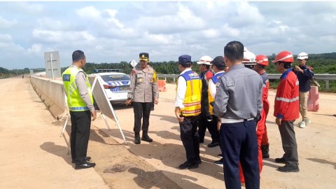 Kapolres AKBP Ferly Rosa Putra Turun Langsung Cek Kesiapan Jalan Kapal Betung
