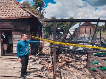 Saksi Mendengar, Suami Mengancam Membakar Rumah Sebelum Pergi