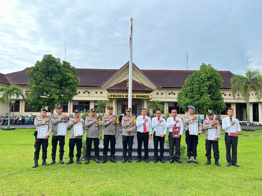 Ungkap Kasus Narkoba, Kapolsek BTS Ulu Terima Penghargaan