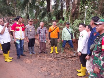 Kapolres Pali Turun Gunung Cek Klaim Lahan Warga dan PT. Suryabumi Agrolanggeng