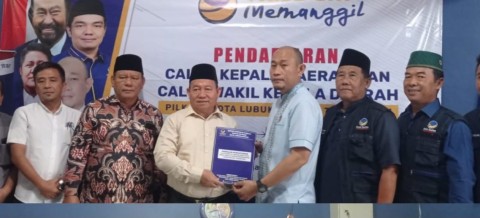 Imam Senen Ambil Formulir Cawawako di DPD Nasdem Kota Lubuklinggau