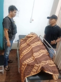 Laka Maut Mobil Vs Motor di Mura, Satu Te was