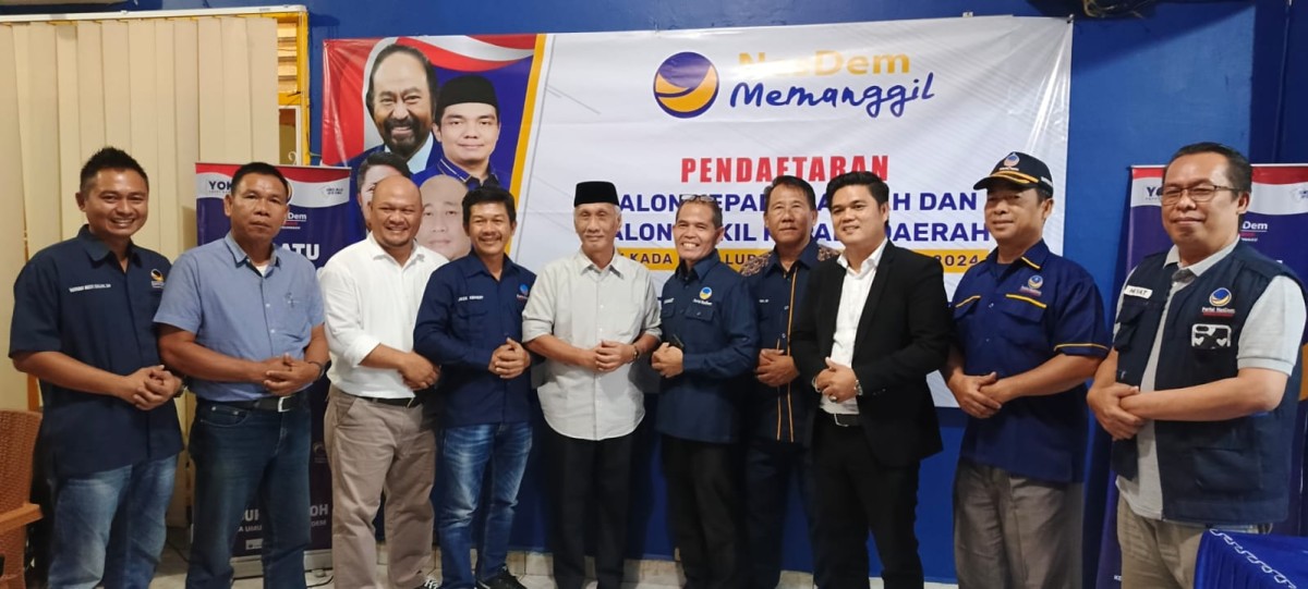 Sangat Optimistis H.Rustam Effendi Kembalikan Formulir Pendaftaran Bacalon di DPD NasDem Lubuklinggau