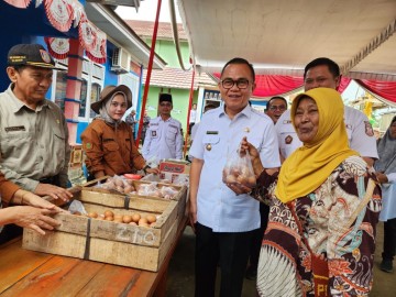 Pemkab Banyuasin Gelar Pasar Murah di Desa Pulau Harapan