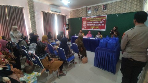 Peringati HUT Bhayangkara ke-78, Polres Pali Beri Bantuan Makanan Cegah Stunting