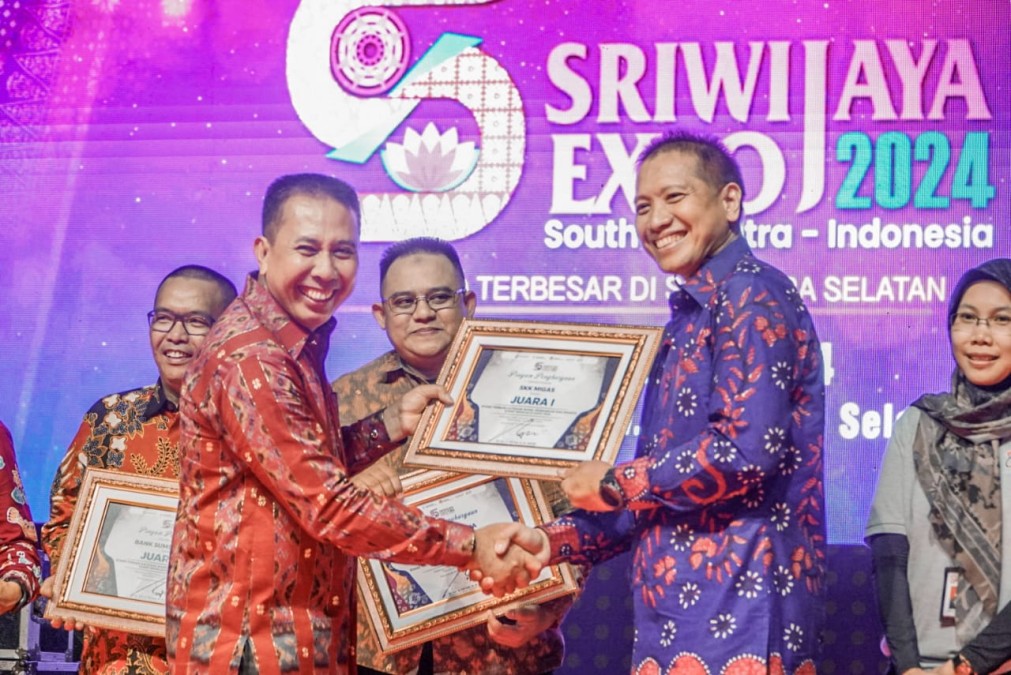 PAMERKAN PRODUK MITRA BINAAN UNGGULAN KKKS SUMSEL, STAND BOOTH SKK MIGAS – KKKS RAIH JUARA 1 STAND TERBAIK DI SRIWIJAYA EXPO 2024
