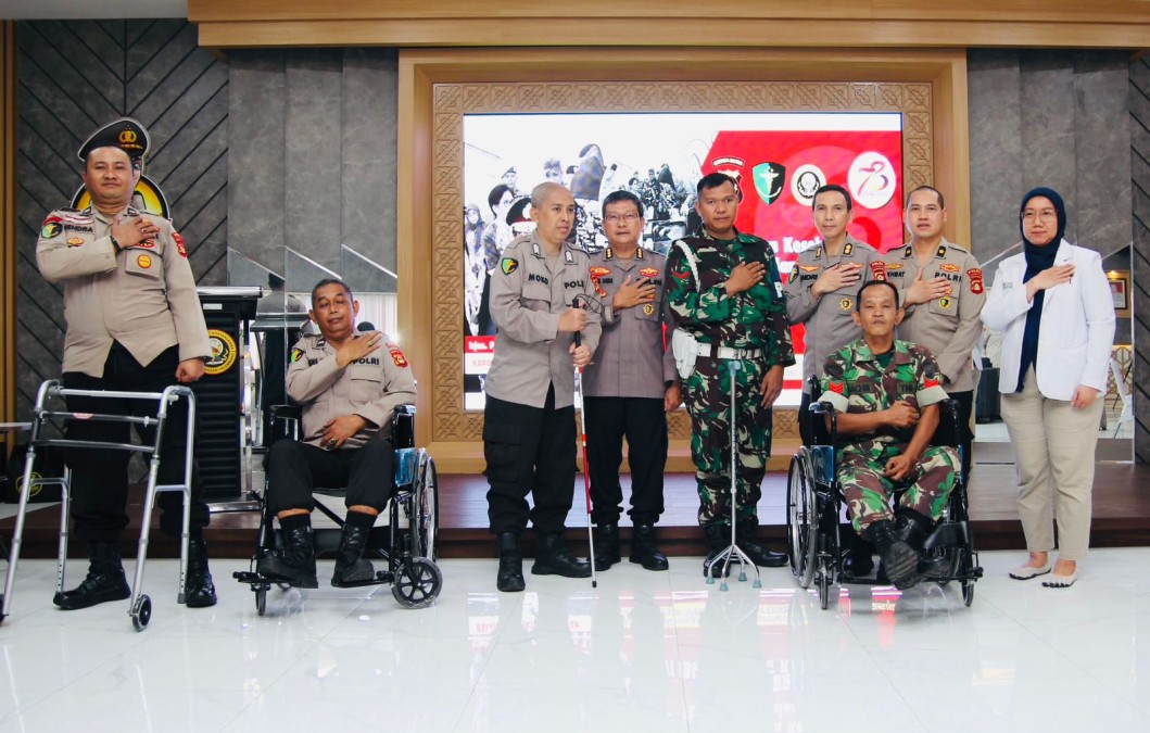 Bhakti Kesehatan Hari Bhayangkara, Polda Sumsel Peduli Personel TNI-Polri Penyandang Disabilitas