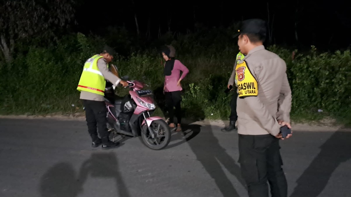 Langgar Aturan Lalu Lintas, Polisi Pali Berikan Teguran 10 Pelanggar