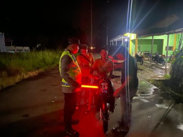 Gelar KRYD, Polsek Penukal Abab Berikan Teguran pada 26 Orang