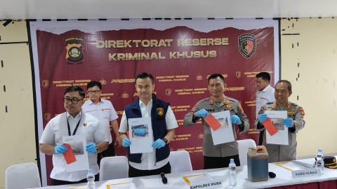 Polda Sumsel Tangkap Pemilik Sumur Minyak Ilegal di Sungai Lilin yang Terbakar Hingga Cemari Sungai Dawas