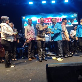 Kapolres Pali Terima Penghargaan dari KNPI