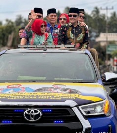 Tanda-tanda Kemenangan, Perdana Paslon Wako Hepy Wawako Efsi Daftar Ke KPU Pagar Alam