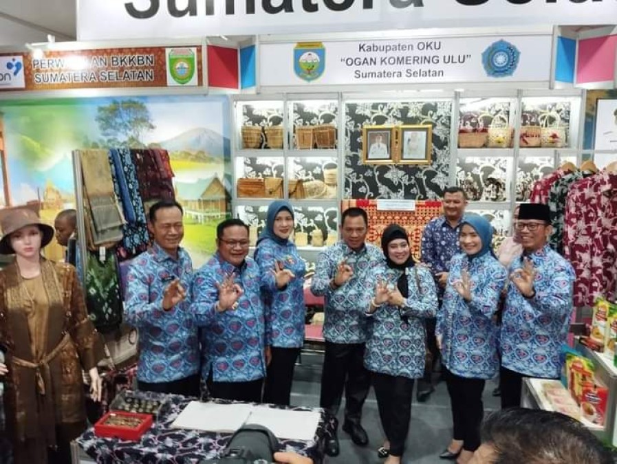 Pj Bupati Empat Lawang dan Ketua TP PKK Hadiri Puncak Harganas 2024