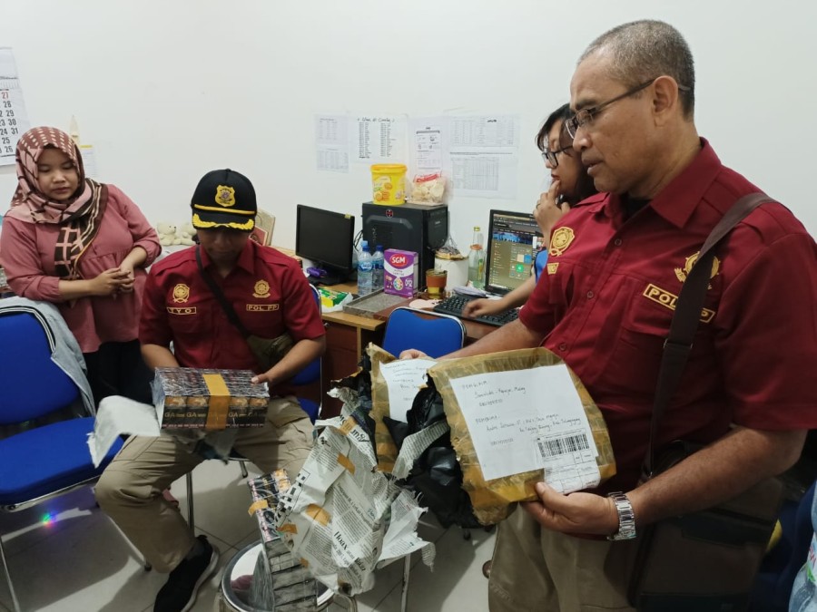 Bersama Bea Cukai, Satpol PP Tulungagung Gelar Operasi Rokok Ilegal