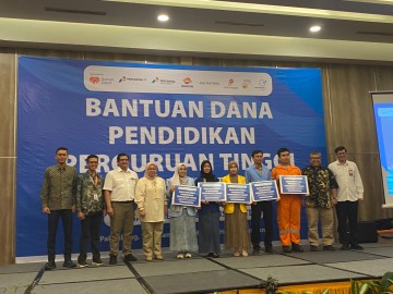 MEDCO E&P KEMBALI SERAHKAN BEASISWA BAGI 375 MAHASISWA DAN GURU HONORER