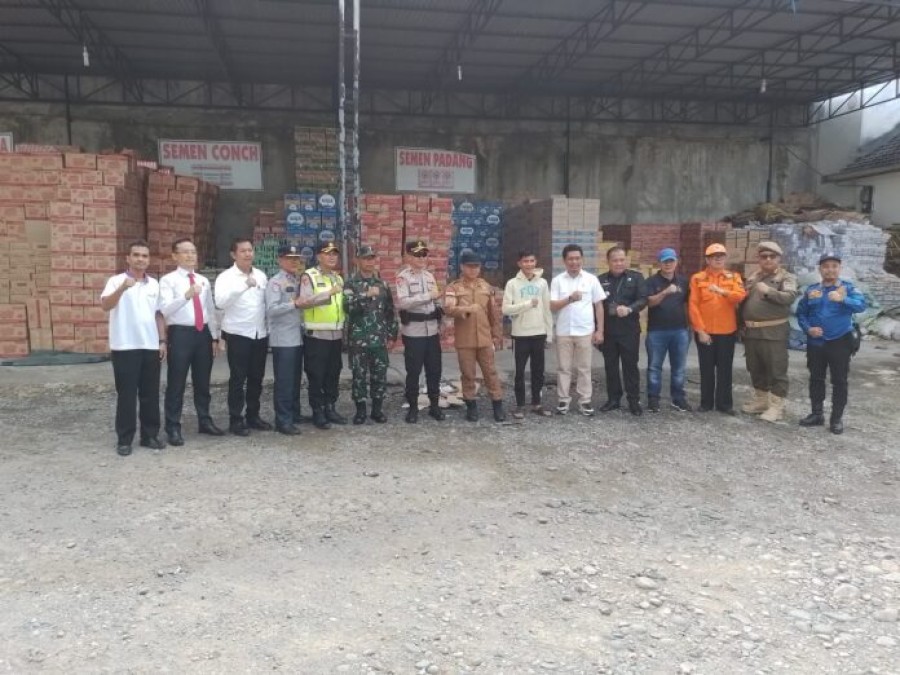 Jelang Nataru, Pj Bupati Empat Lawang Cek Langsung Kebutuhan Bahan Pokok