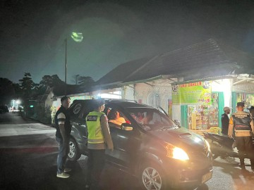 JELANG TAHUN BARU 2025,POLSEK TANAH ABANG TINGKATKAN KAMTIBMAS