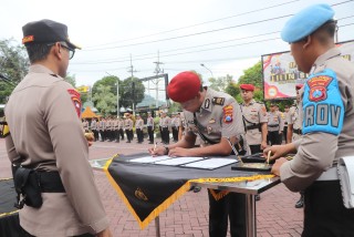 Alih Tugas, Kasatreskrim, Kasatresnarkoba dan Kapolsek di Trenggalek Berganti