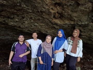 Mahasiswa STAI Bumi Silampari Nikmati Keindahan Wisata Goa Batu