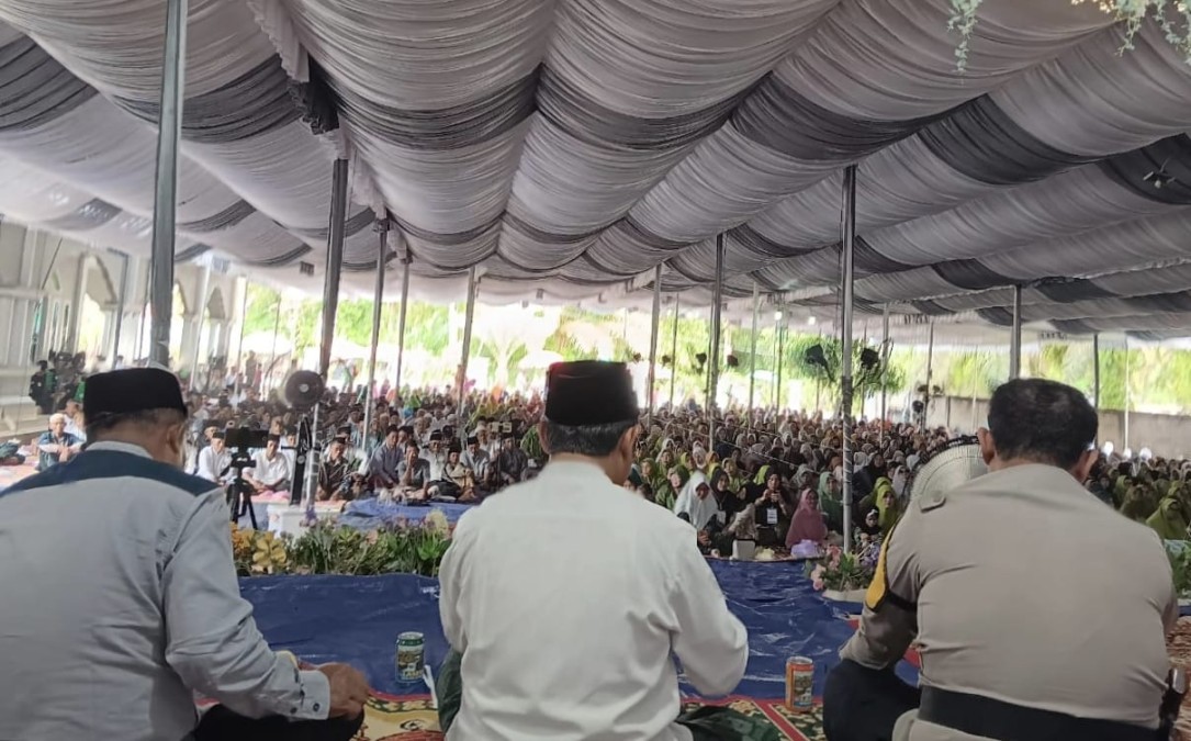 Baru Menjabat, Kapolsek Muara Lakitan Langsung Kawal Pengamanan Pengajian Akbar Peringatan Harlah NU Ke-102 dan Isra’ Mi’raj Nabi Muhammad SAW