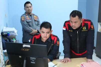 Banyuasin Kembali Heboh, Tim Pidsus Kejari Banyuasin Geledah Kantor UPTD Pelayanan Darat Dishub Banyuasin,”Sekotak Dokumen Penting Diangkut”