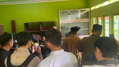 Pj Bupati Empat Lawang Tinjau Program Makanan Bergizi Gratis di Sekolah