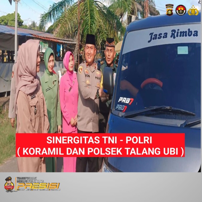 Berbagi Takjil di Bulan Suci Ramadan