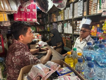 Jelang Ramadhan,Sat Intel Polres Pali Lakukan Bapokting di Pasar Talang Ubi
