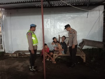POLSEK TALANG UBI GELAR KRYD UNTUK CIPTAKAN SITUASI KAMTIBMAS YANG KONDUSIF