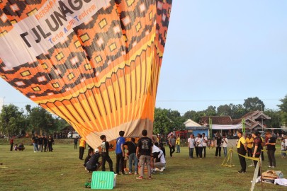 Polres Tulungagung Gelar Latihan Membuat dan Terbangkan Balon Tanpa Awak Sesuai Regulasi
