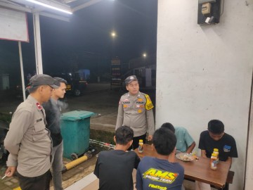 Polsek Talang Ubi Gelar Apel Malam dan Patroli Wilayah, Wujudkan Keamanan dan Ketertiban di Jalan Lintas PALI