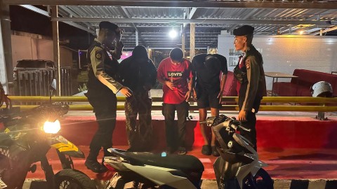 Tim Patroli Polres Pali Temukan Remaja Nongkrong Mencurigakan