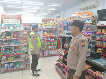 PATROLI OBJEK VITAL DAN DAERAH RAWAN: POLSEK TALANG UBI JAMIN KEAMANAN WILAYAH HINGGA LARUT MALAM