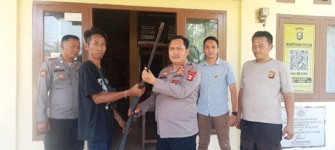 Warga Serahkan Senpi Rakitan ke Polsek Tanah Abang, Kapolres PALI Apresiasi Kesadaran Hukum Masyarakat