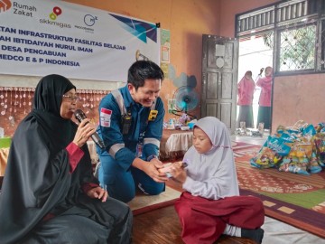 Bersama Pelajar di Desa Pengabuan, Medco E&P Gelar Sosialisasi Hulu Migas