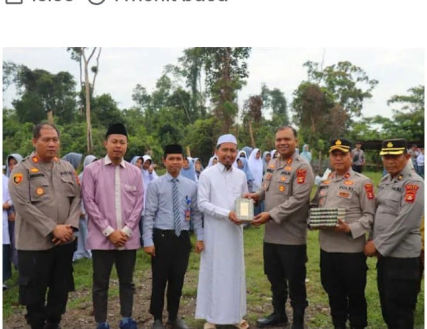 POLRES PALI LAKUKAN PENANAMAN JAGUNG DI HANDAYANI MULYA