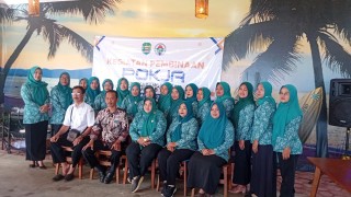Pemdes Karangtengah Bersama TP- PKK Kecamatan Panggul Adakan Pembinaan Pokja PKK Desa.
