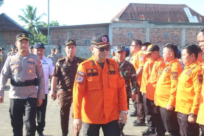 Bupati Empat Lawang Pimpin Apel Kesiapsiagaan Bencana Asap Karhutla 2025