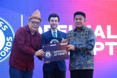 Sumsel Catat Rekor Dunia, Herman Deru Ukir Sejarah dengan Pelatihan AI Terbesar Guru Indonesia