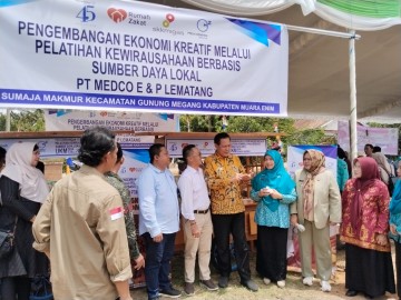 Medco E&P Hadirkan Harapan Baru bagi Warga Sumaja Makmur Lewat Program Bedah Rumah