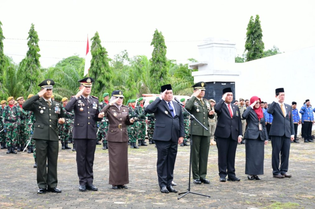 Bupati Wabup Banyuasin Apel Sekaligus Ziarah Nasional Peringatan Hari Pahlawan 2025