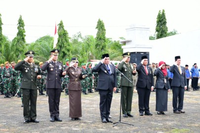 Bupati Wabup Banyuasin Apel Sekaligus Ziarah Nasional Peringatan Hari Pahlawan 2025