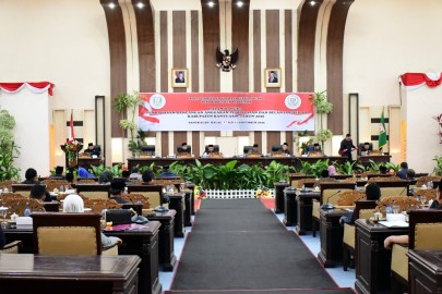 Bupati Banyuasin Hadiri Rapat Paripurna Bahas RAPBD Tahun 2026